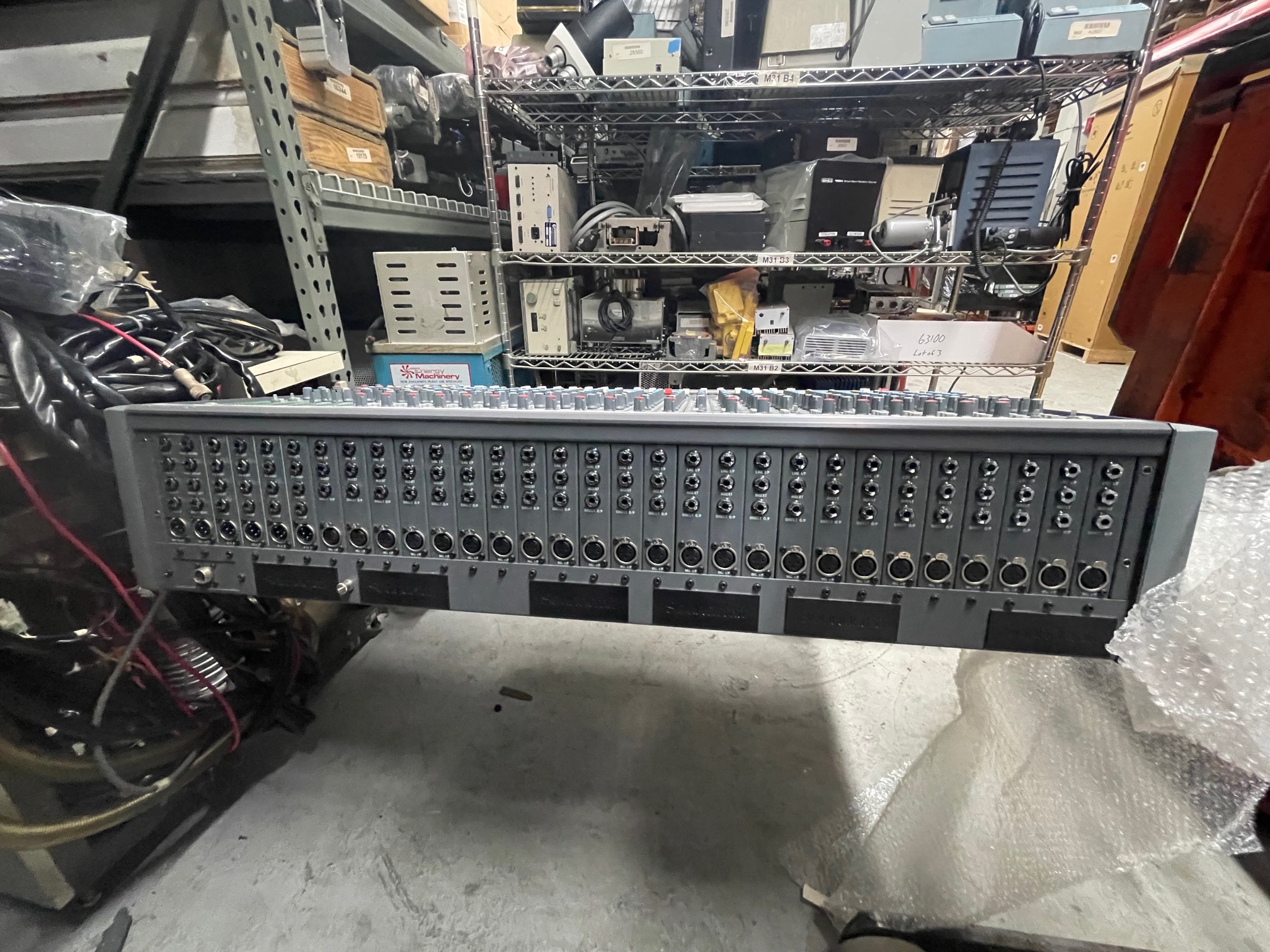 Soundcraft Delta SR プロ用オーディオミキサー Soundcraft Delta SR サウンドクラフト アナログミキサー - メルカリ