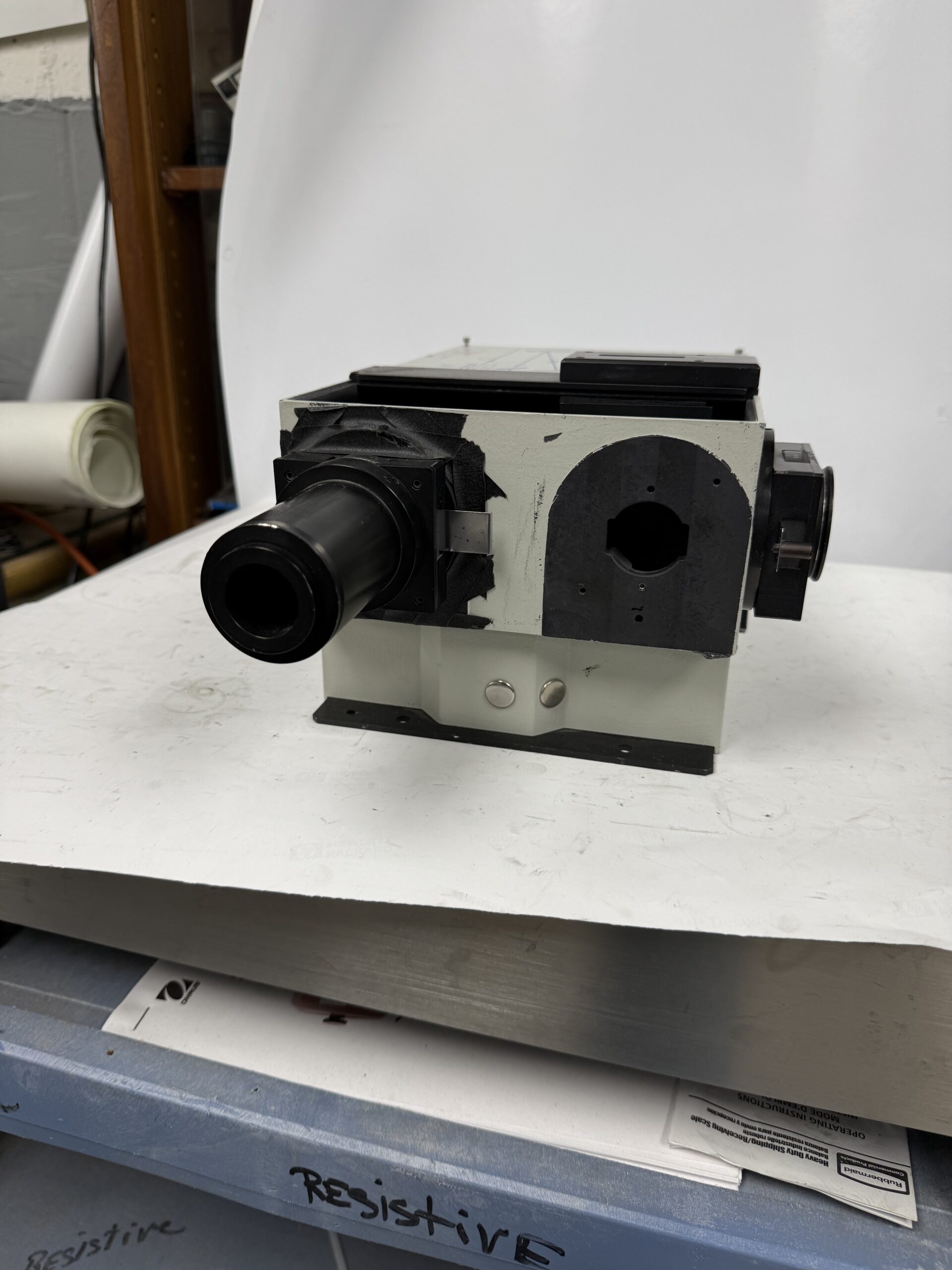 Oriel 77200