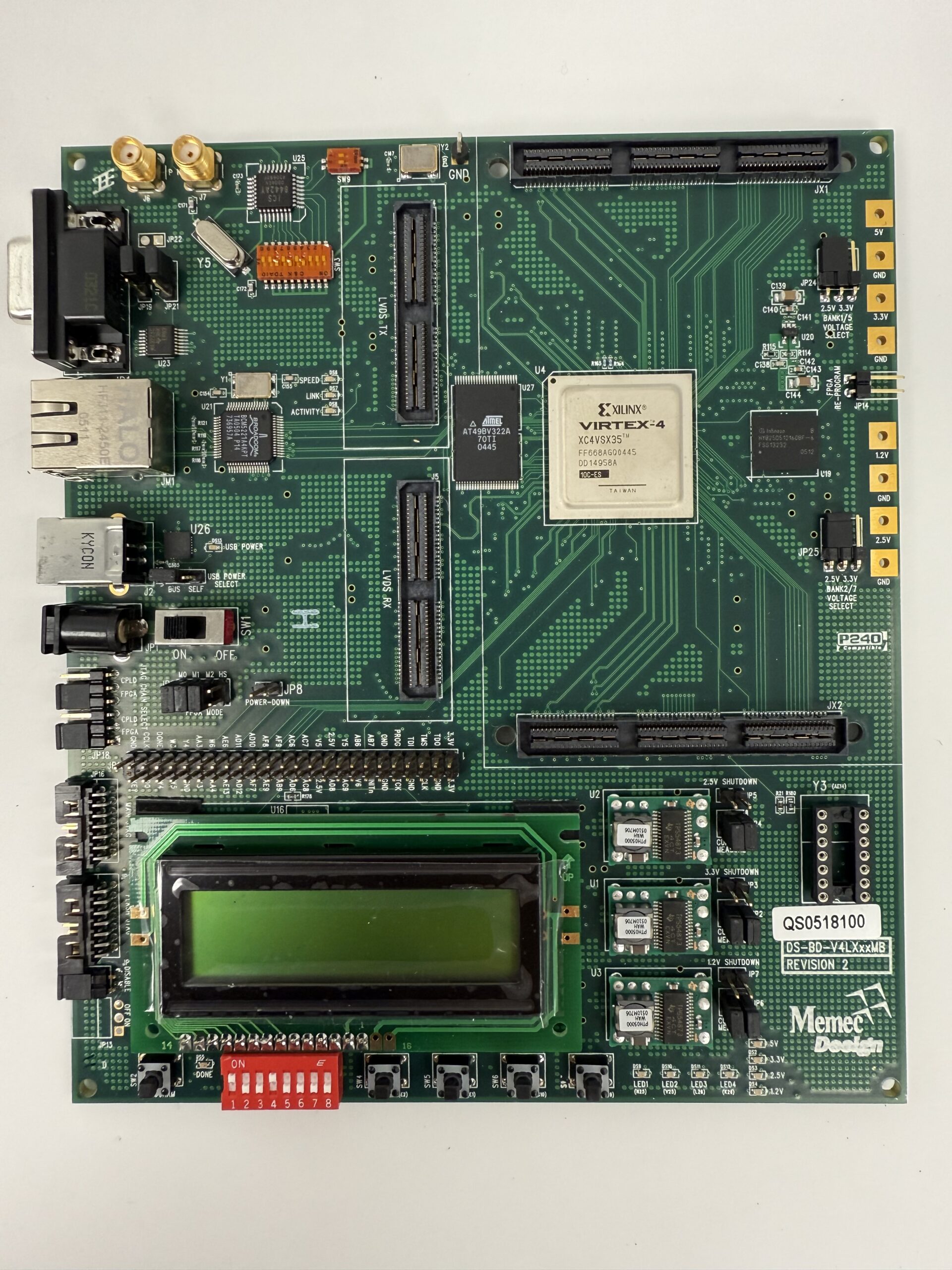Xilinx Virtex-4 XC4VLX60-10FFG1148CS2。 Xilinx Virtex-4 FPGA Dev Board - MEMEC DS-BD-V4LXxxMB