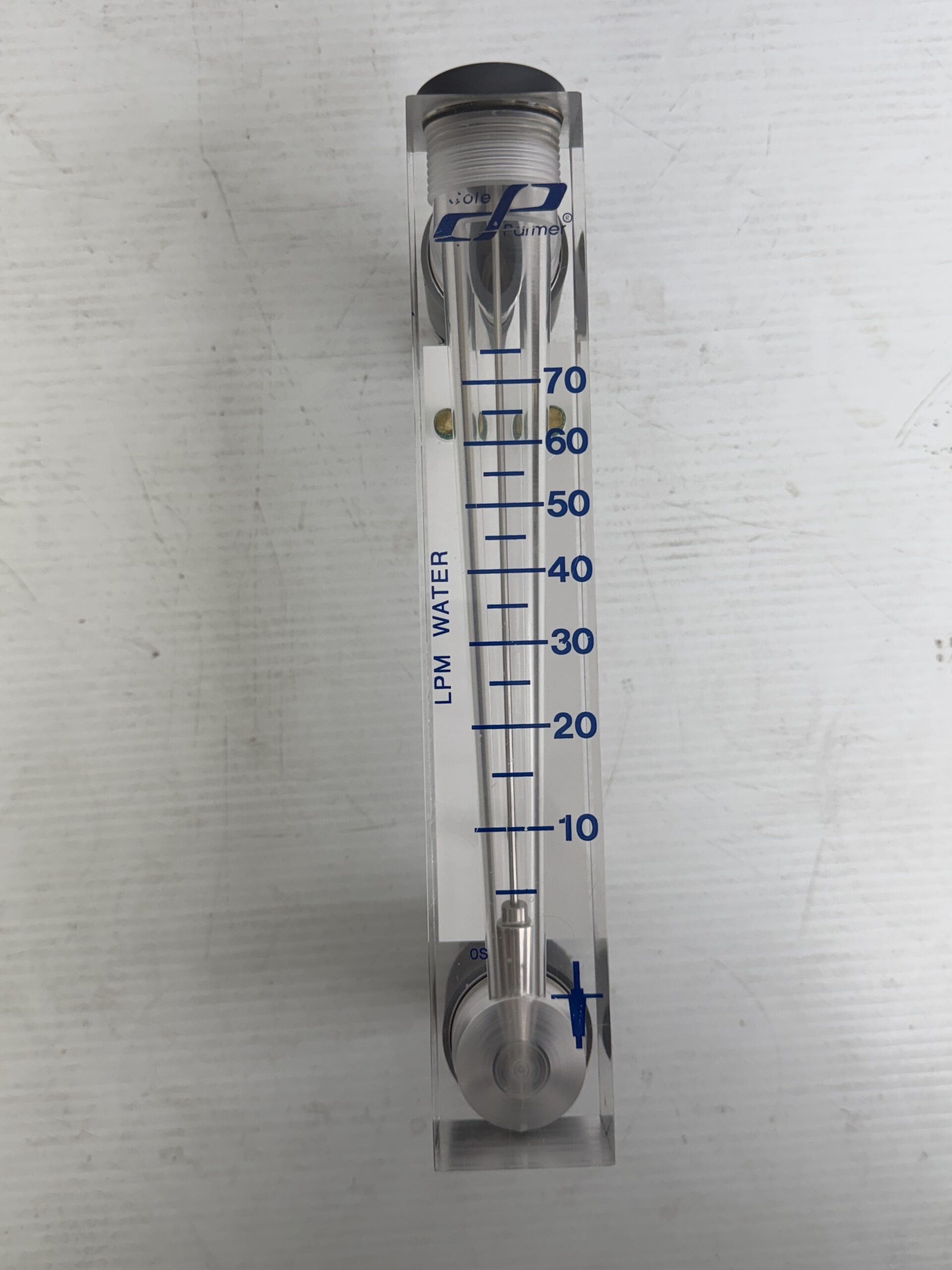 Cole-Parmer LMP analog water pressure gauge with 10-70 scale for laboratory and industrial process monitoring