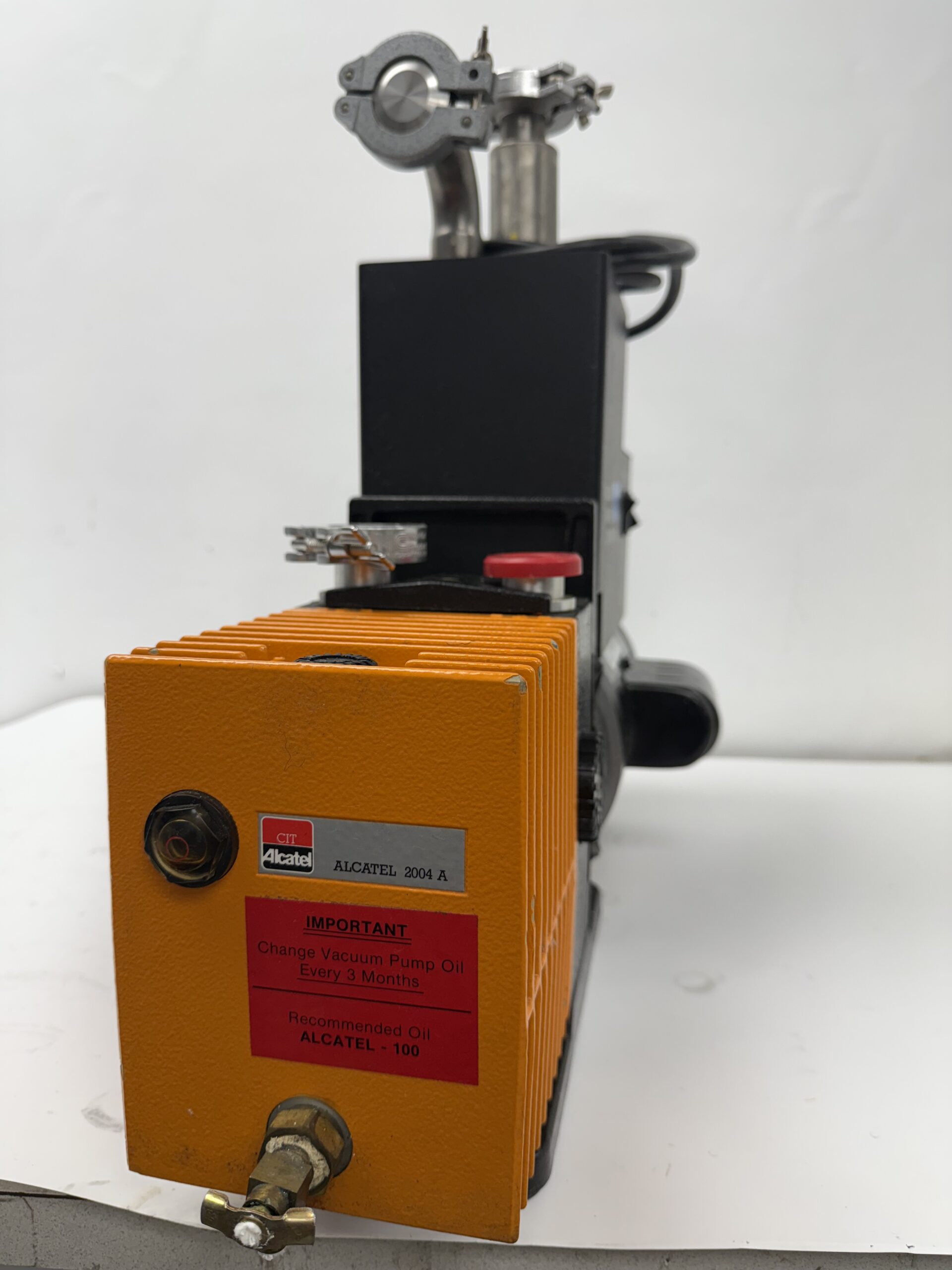 MicroTorr 11D vacuum pump