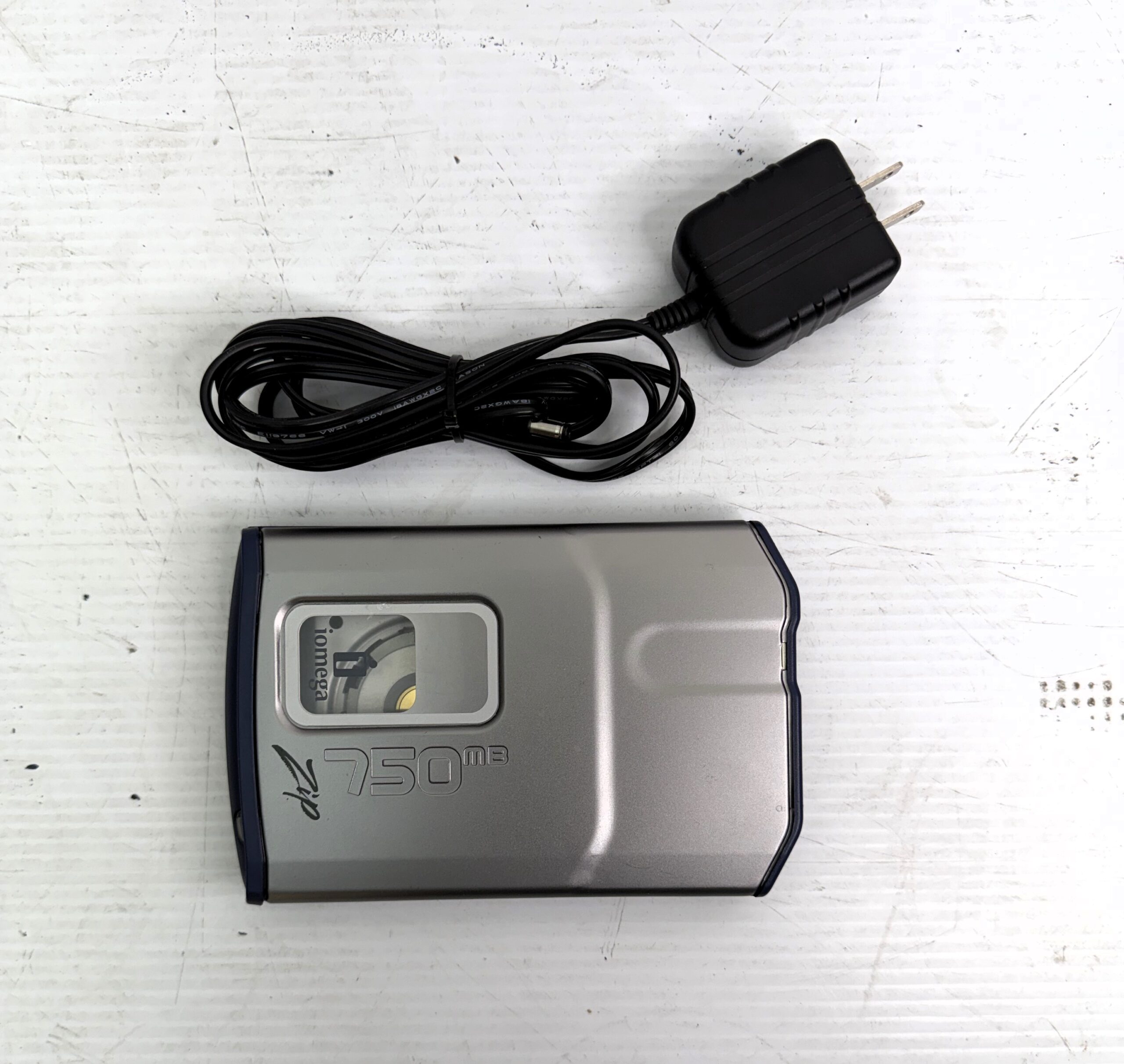 Iomega Zip 750MB USB 2.0 external drive model Z750USB with power adapter for reading and writing Zip disks on Windows and Mac computers