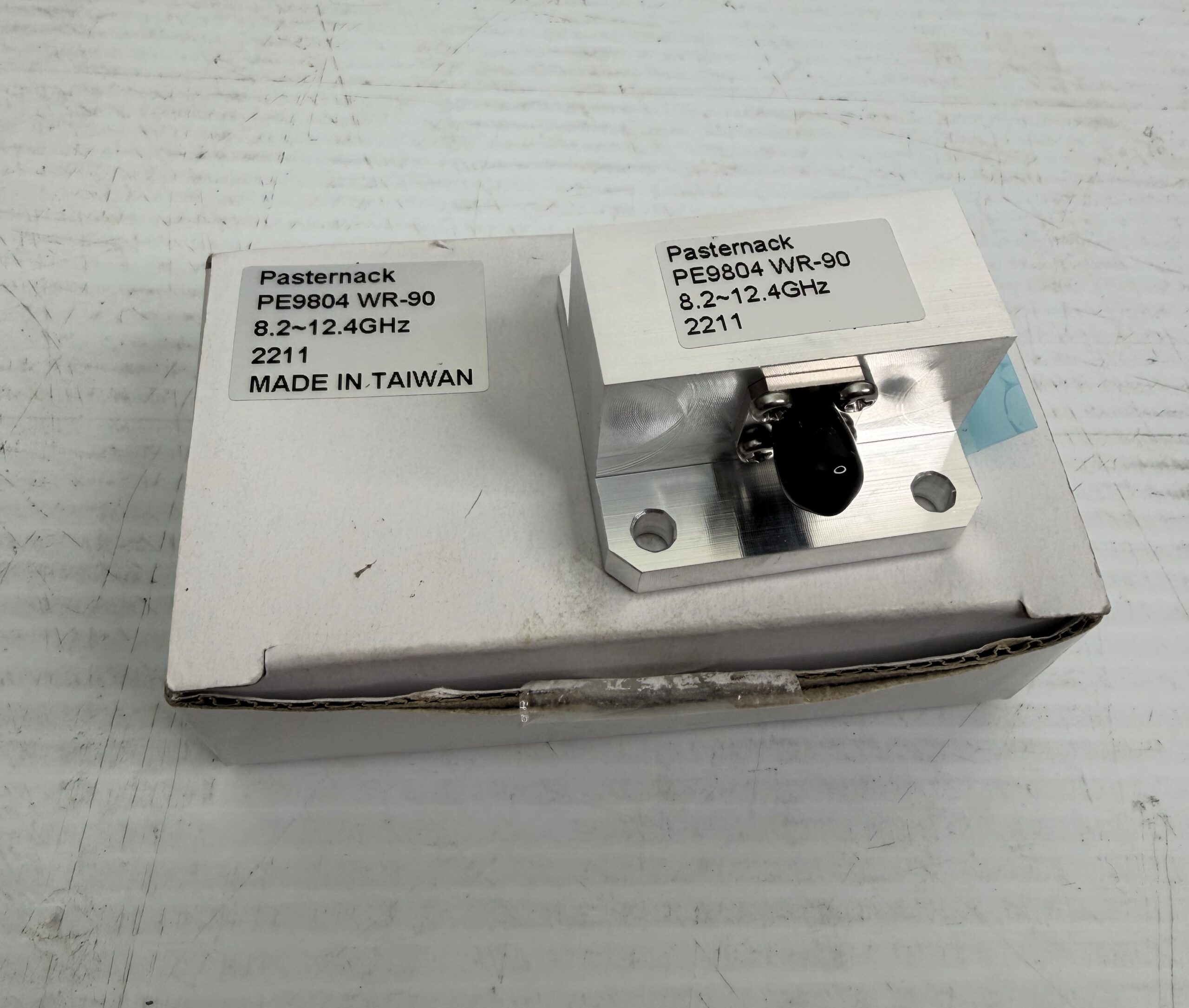 Pasternack PE9804 WR-90 square flange to SMA female waveguide adapter for X-band RF, microwave, radar, satellite communications, and test equipment applications