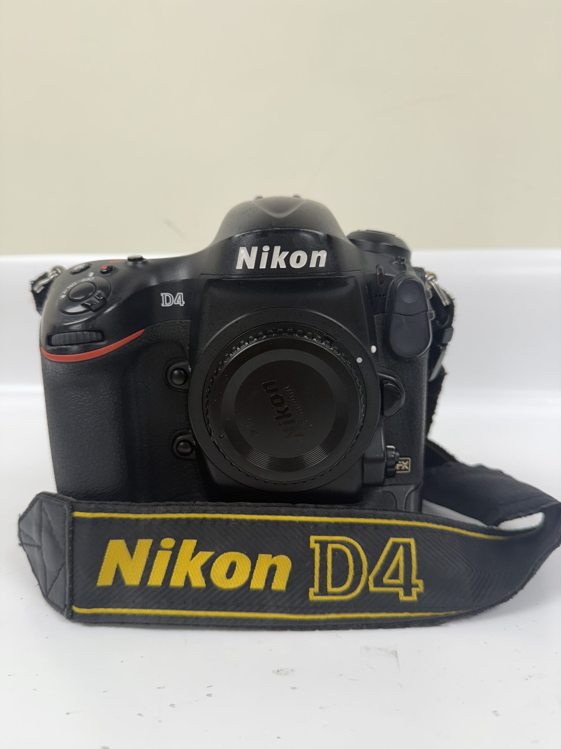 Nikon D4 professional DSLR camera