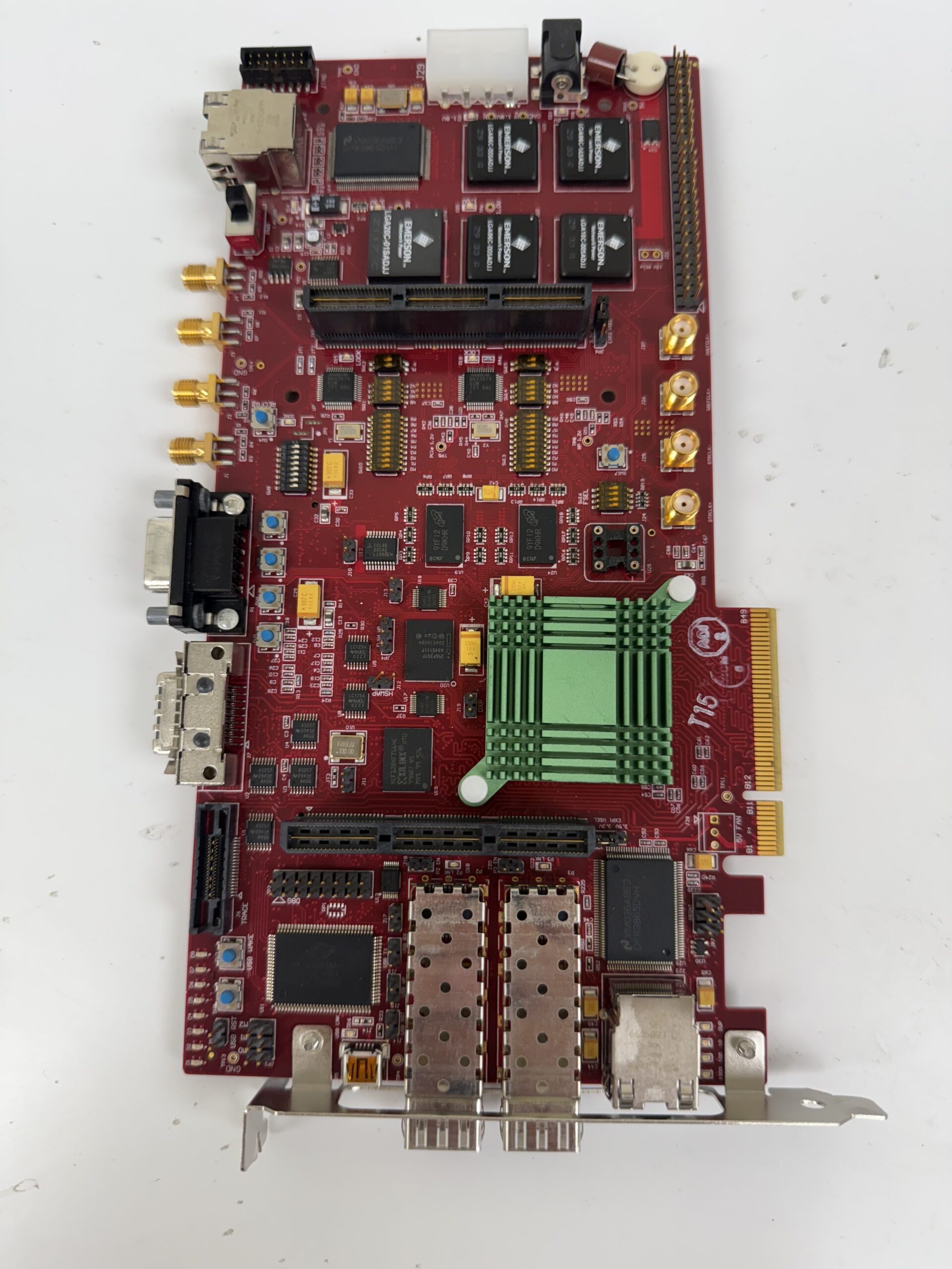 Avnet V5FXT-PCIE-PCB-C FPGA board
