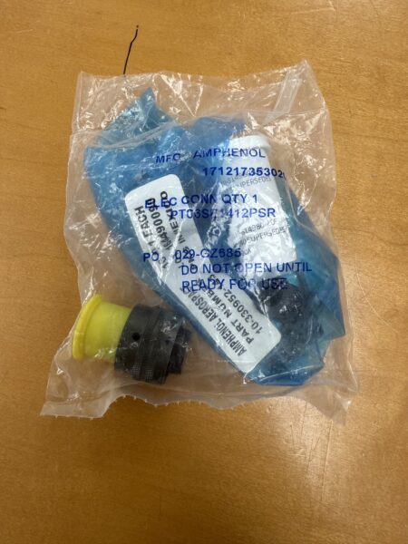 Amphenol 10-330952-143 connector