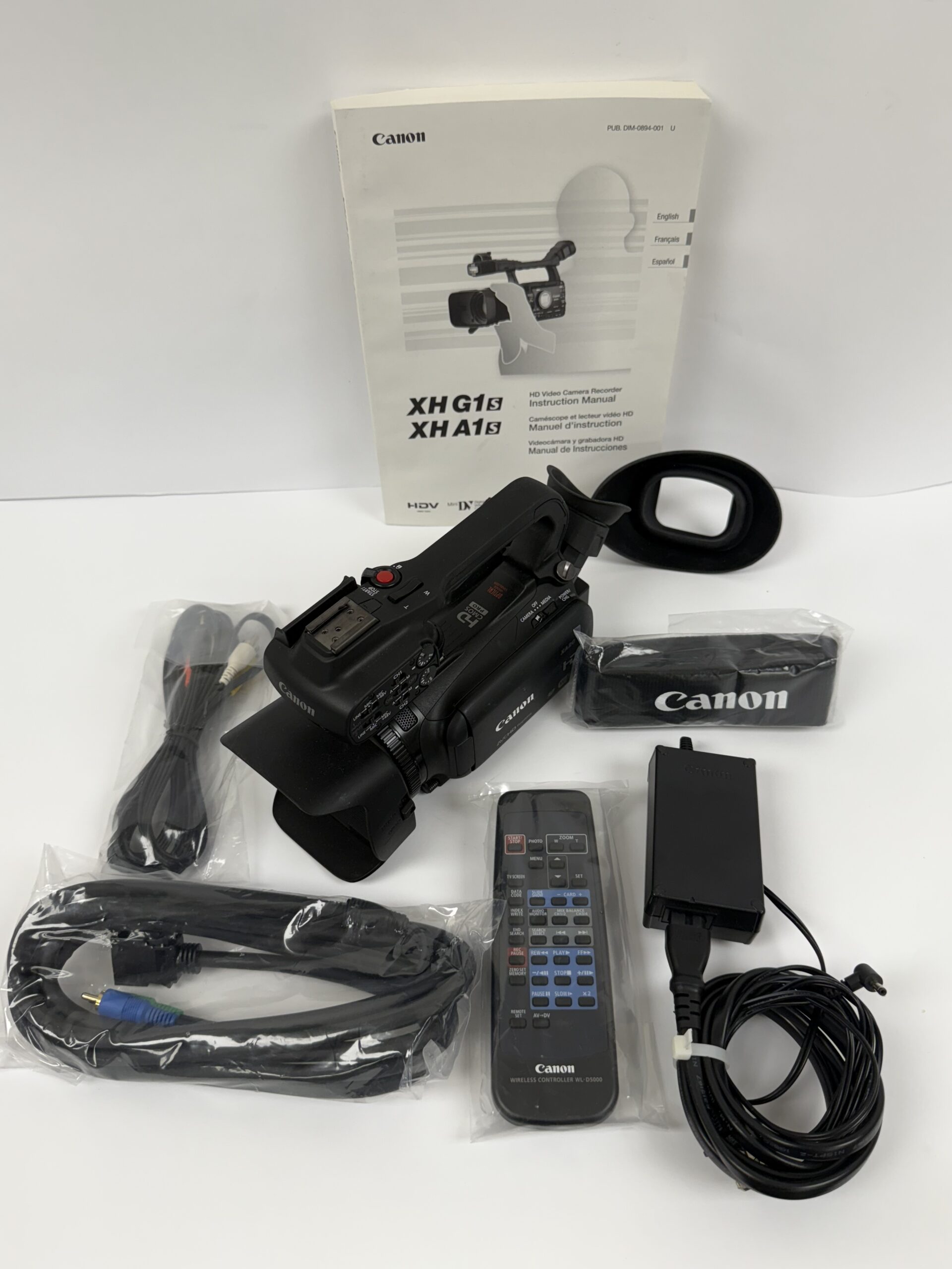 キャノン XA20　HD　CMOS　PROビデオカメラ Amazon.com : Canon XA20 Professional Camcorder : Electronics