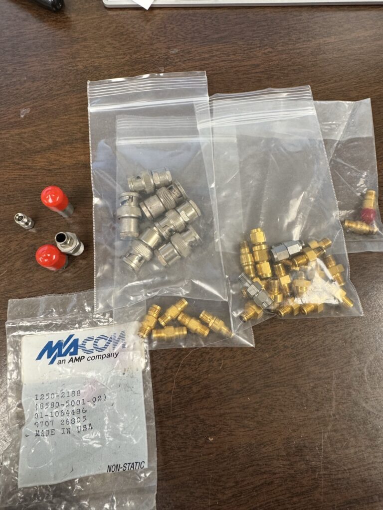 Grab Conector Grab Bag of Coaxial and Microwave Connectors