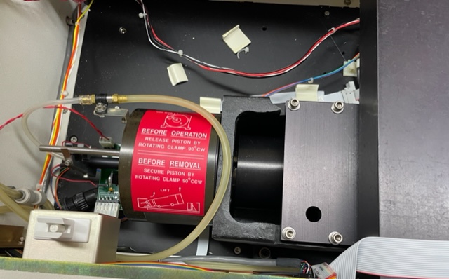 Varian 7000e FT-IR Spectrometer - Image 11